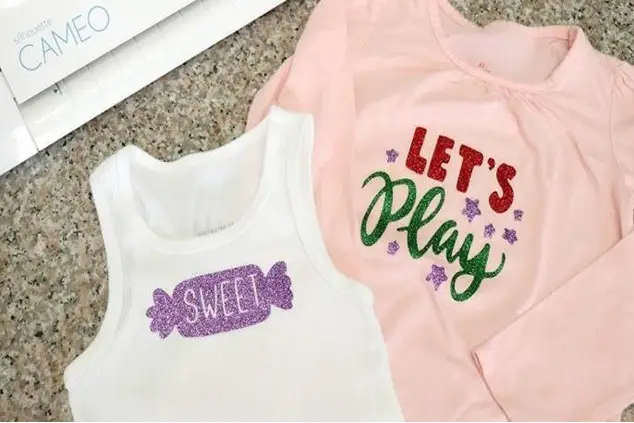 Heat transfer vinyl/glitter flake