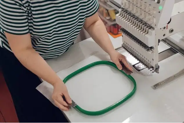 Hoop-and-hooping